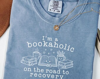 Chemise accro aux livres Comfort Colors®, t-shirt amateur de lecture, t-shirt lecture rigolo, chemise Sur la route de la guérison, cadeau rat de bibliothèque mignon, t-shirt graphique pour lecteur