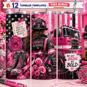 Könnte beinhalten: Ein zylindrischer Becher mit einem rosa-schwarzen Design zum Thema Feuerwehr. Die Grafiken zeigen eine Feuerwehrperson in Ausrüstung, ein Feuerwehrauto, Stiefel, Rosen, ein Band und den Text She races in, risks it all, saves lives, repeats und Not just brave but bold.