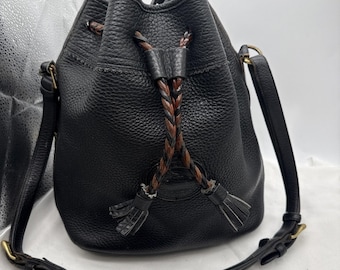 Dooney & Bourke leren bucket bag voor alle weersomstandigheden, zwart vintage gemaakt in de VS