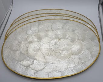 Juego de 4 manteles individuales ovalados de nácar y concha de capiz, 45 x 30 cm (18 x 12 pulgadas).