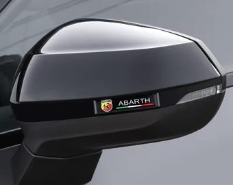 Conjunto de 5 adesivos com emblemas Abarth novos para interior e exterior + conjunto de 4 protetores de soleira de porta Abarth.