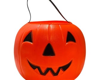vintage 1980 seau à bonbons citrouille Halloween Carolina Enterprises astuce de moulage par soufflage