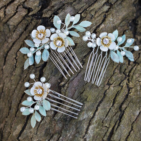 Leaf and Flower Hair Comb, Hand Painted Bridal Hair Comb, Rustic Wedding Hair Accessory, Boho Wedding Headpiece, Woodland Wedding,Abbey comb