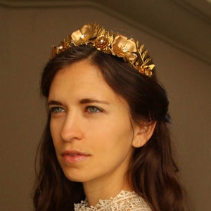 Gold Wedding Tiara | Gold Leaf Tiara | Gold Bridal Tiara | Wedding Tiara | Gold Flower Leaf Tiara | Wedding Crown| Golden Flower Leaf Crown