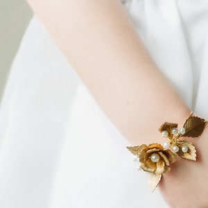 Wedding Bracelet, Rose Bracelet, Flower and Leaf Gold Bracelet, Gold Rose with Baby's breath Bracelet, Rose Bracelet, Amy Bracelet