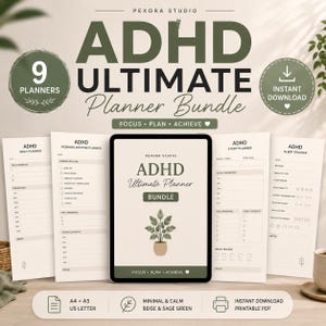 以下が含まれることがあります： ベージュとセージグリーンの9つの印刷可能なプランナーを含むADHD Ultimate Plannerデジタルバンドル。タブレットのカバー画像と、デイリー、モーニングルーチン、学習、睡眠トラッカーのページがテキストと共に表示されています。