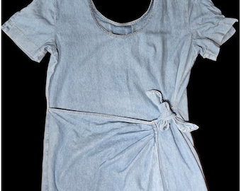 Vintage Mom Denim Tie Side Wrap Midi Dress Short Sleeve Scoop Neck Light Wash
