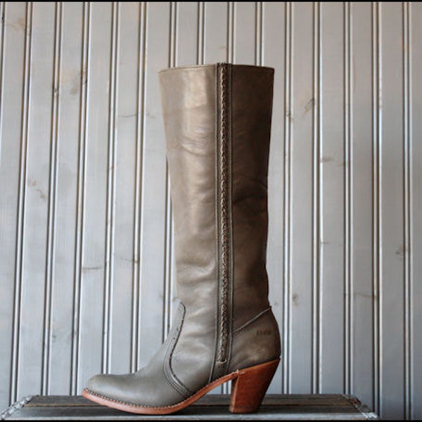 1960s boots / vintage 60s / cement gray leather boots