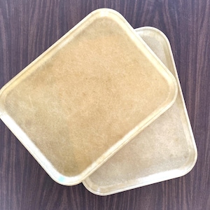 Cafeteria Lunch TV Lap Tray Vintage Cambro MFG Camtray Fiberglass 18x14&quot; Beige