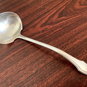 Alvin Silver Plate Molly Stark 1 Sauce Ladle 7 1/4&quot; Vintage No monogram