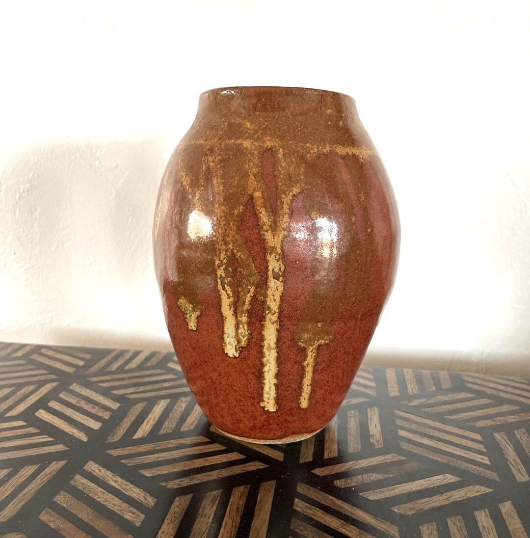 Vintage 7x5" Hand Thrown Studio Art Pottery Brutalist Vase Signed Red W ...