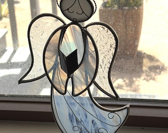 Stained Slag Glass Angel Sun catcher Figurine Blue and White 10" Gold tone