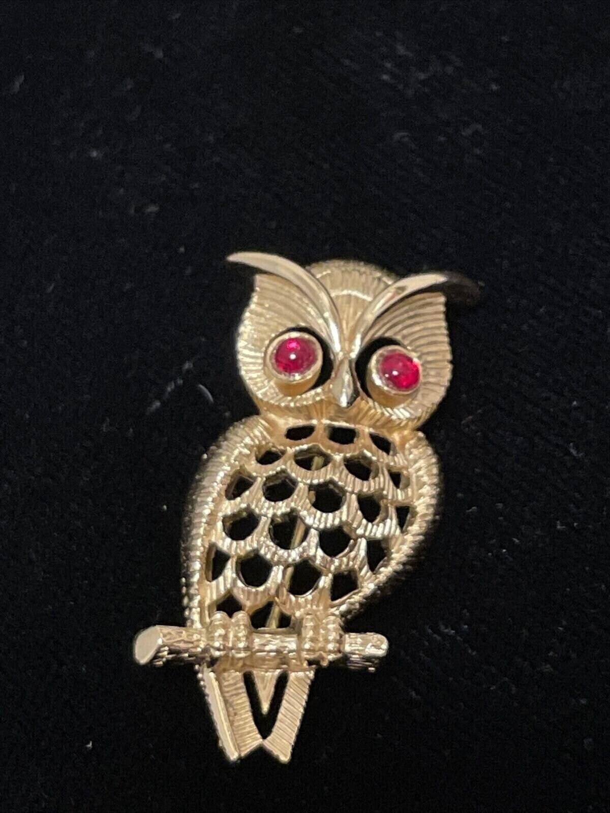 Gold owl best sale brooch