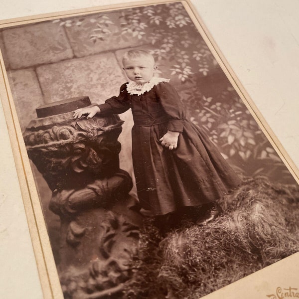 Antique / Vintage Cabinet Card Photo Young Toddler in dark dress Portrait