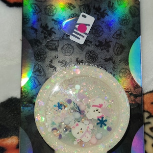 Cute Christmas snowglobe phone grippy or badgereel