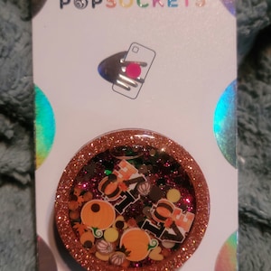 Cute fall phone grippy or badgereel
