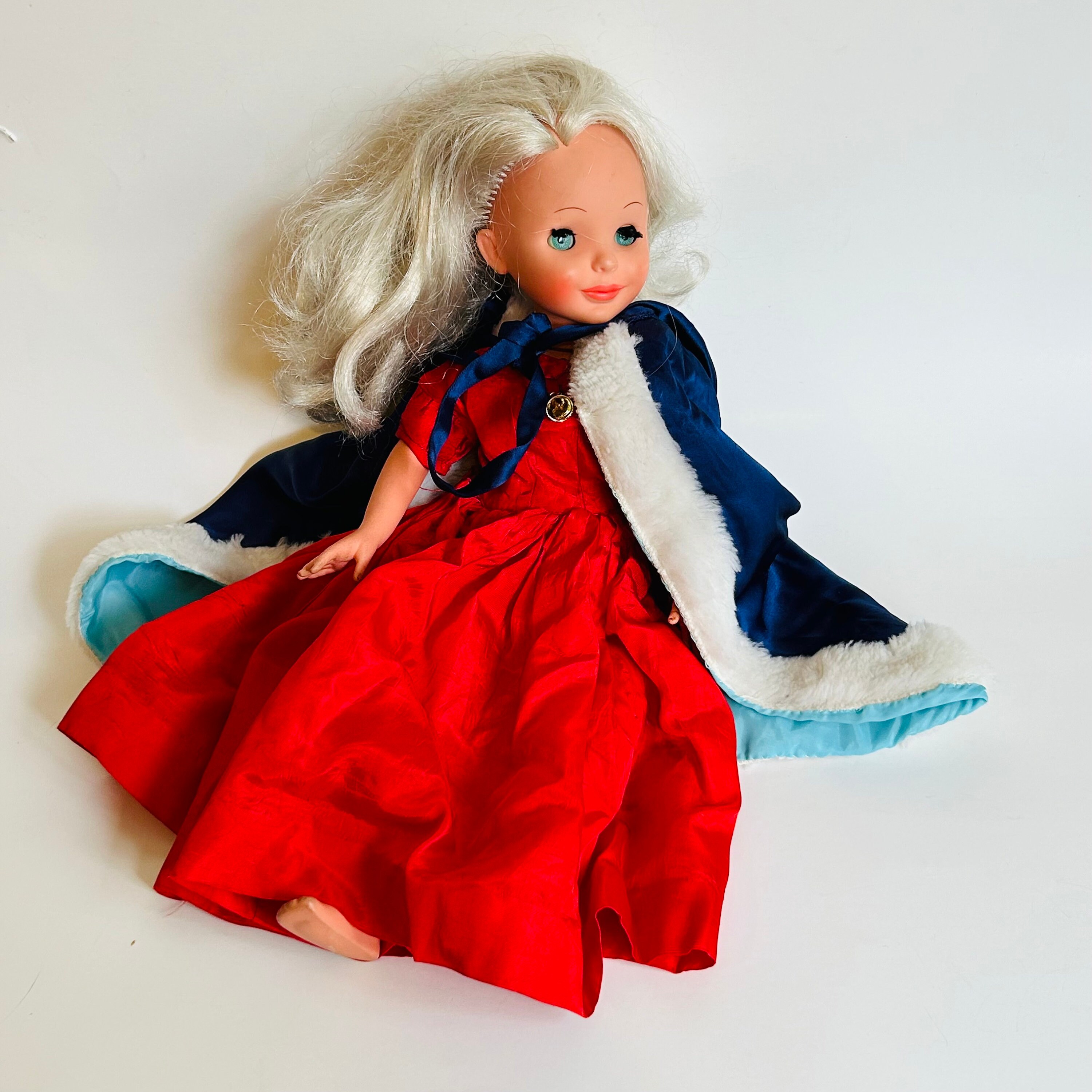 Vintage Furga Vittoria Valentina Fashion Doll, Made in Italy