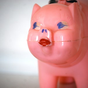 Vintage Plastic Pig Bank, Toy Town, Corp. image 2