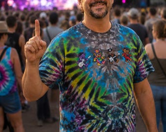 Handgjord tie dye-skjorta – Soul Bears: Descended from the One