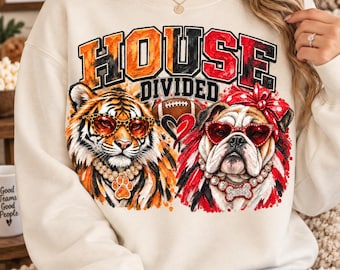 Sweat-shirt personnalisé House Divided Mascot, sweat-shirt à col rond Two Team, sweat-shirt à capuche personnalisé pour maman de footballeur, cadeau pour les jours de match, esprit d'équipe scolaire