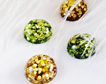 Round resin cabochons with glitter inside, Mix of green and yellow colors, Silver flakes cabochon, Round shape, Size 12 mm, Lot of 4 pcs