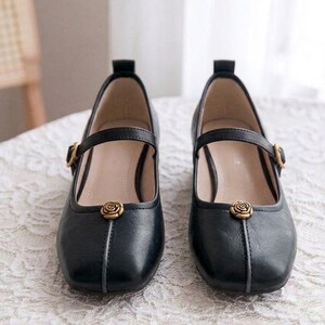 Black Gold Low Heels - Etsy Black Gold Low Heels - Etsy