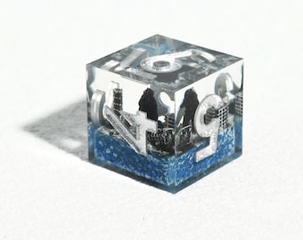 Handgemaakte hars dobbelstenen set, Kaiju City Skyline, transparant blauwe scherpe rand DnD polyedrische dobbelstenen