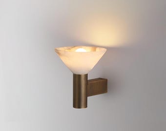 Aplique de pared de piedra de alabastro hecho a mano, lámpara de pared moderna de lujo de latón, aplique de pared de latón macizo de mediados de siglo, lámpara de tocador para baño