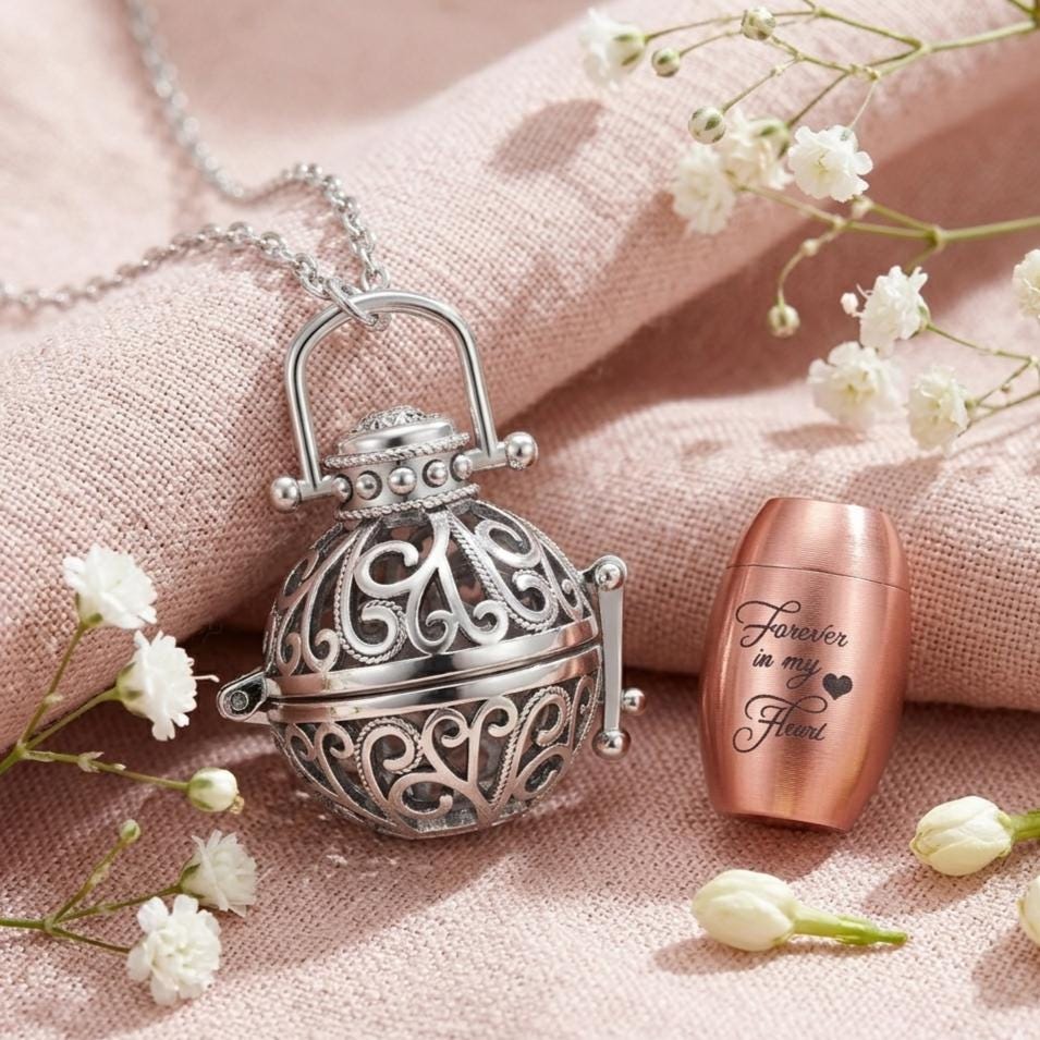 I Love U De Maan Crematie Hart Hanger Urn Parfum K I Love U De Maan Crematie Hart Hanger Urn Parfum K