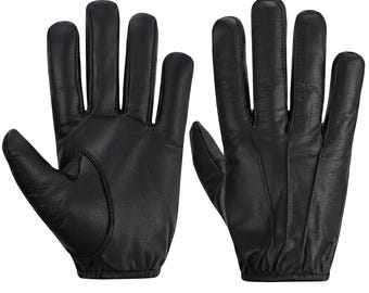 Peut inclure: Une paire de gants en cuir noir présentés côté paume et côté dos. Le côté paume présente un empiècement renforcé au niveau du pouce et des coutures, tandis que le dos affiche des lignes de couture verticales et un poignet élastiqué.