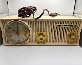 Motorola Model 57cc Clock Radio