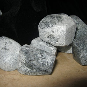 Natural Whiskey / Wine Stones image 3