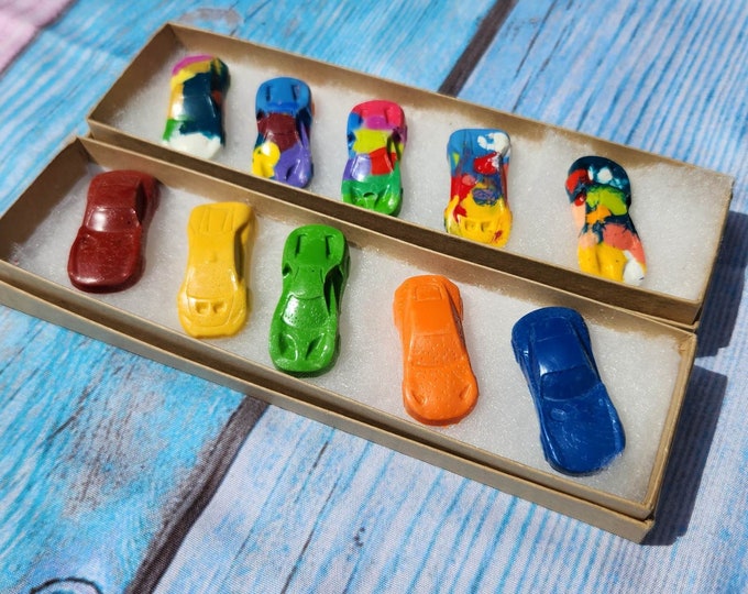 Personalized Crayon Names, Party Favors, Car Crayons, Race Car Crayons