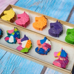 Unicorn Crayons l Unicorn Party Favors l Kids Unicorn Gifts l Gift For Kids Birthday l Unicorn Box Set of 5 Crayons