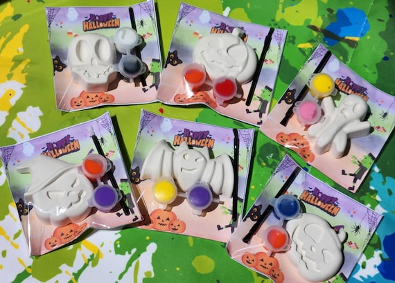 Halloween Paint Kits Plaster – DIY Halloween Craft for Kids – Party Favor – School Handout – Paint Kit – Halloween Activity Bag – Non-Toxic