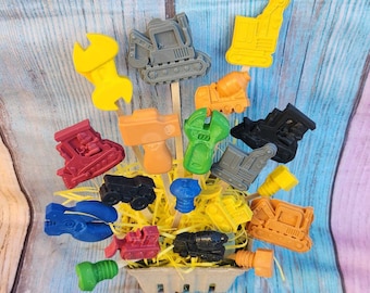 Construction Themed Basket Filled of Crayons l Table Center Pieces l Kids Gift Basket l Child's Gift l Party Favors l Boys Gift Basket