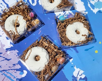 Doughnut Paint Your Own Kits – Kids Birthday Party Favors, DIY Plaster Painting Activity, Sweet Treat Art Gift