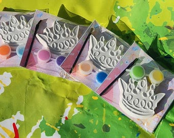 Princess Crown Plaster Paint Kits - Royal Party Favors for Girls - DIY Princess Craft Activity - Birthday Crown  Kit - Fairy Tale Theme