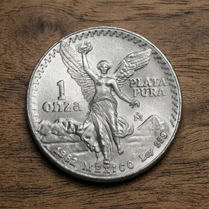 希少 純銀 1オンス天使 メキシコ造幣局発行品 Mexican 1 onza - Etsy 日本
