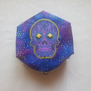 Dia de Los Muertos/Day of the Dead Skeleton Box
