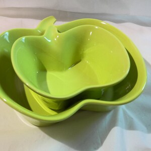 Nantucket Pottery Set of Two Green Apple Nesting Bowls