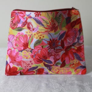 Pink, Purple & Burgundy Zippered bag/case/pouch (larger version)