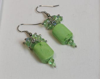 Boucles d'oreilles vert pomme et argent