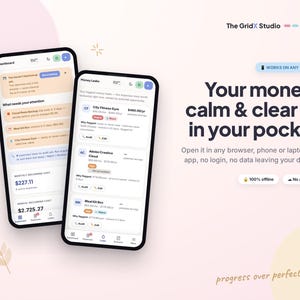 Puede incluir: Dos tel&eacute;fonos inteligentes que muestran una interfaz de aplicaci&oacute;n de panel financiero con listas de gastos recurrentes y costos de suscripci&oacute;n. El texto dice: Your money, calm & clear &mdash; in your pocket. Works on any device, 100% offline, no account.