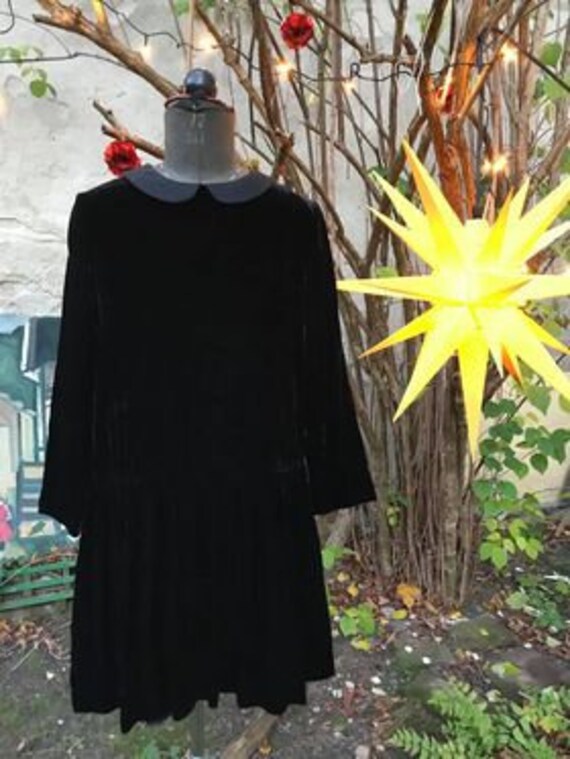 black velvet dress with Peter Pan collar