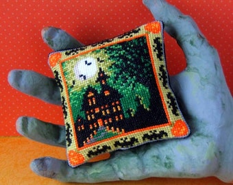 Halloween House Pincushion Cross Stitch Kit