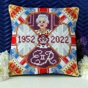 Queen Elizabeth II Platinum Jubilee Counted Cross Stitch Mini Cushion Kit: Sheena Rogers Designs