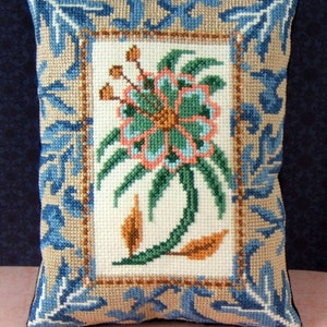 Tropische Blume Kreuzstich PDF zum Downloaden Chart, Sheena Rogers Designs