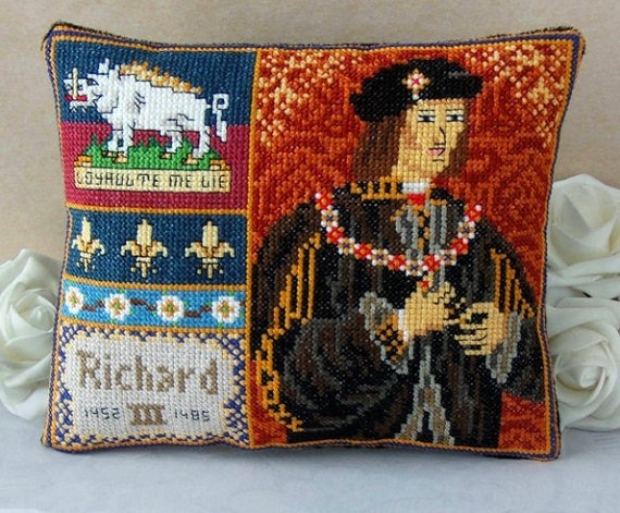Richard III Portrait mini coussin point de croix kit Sheena Rogers Designs