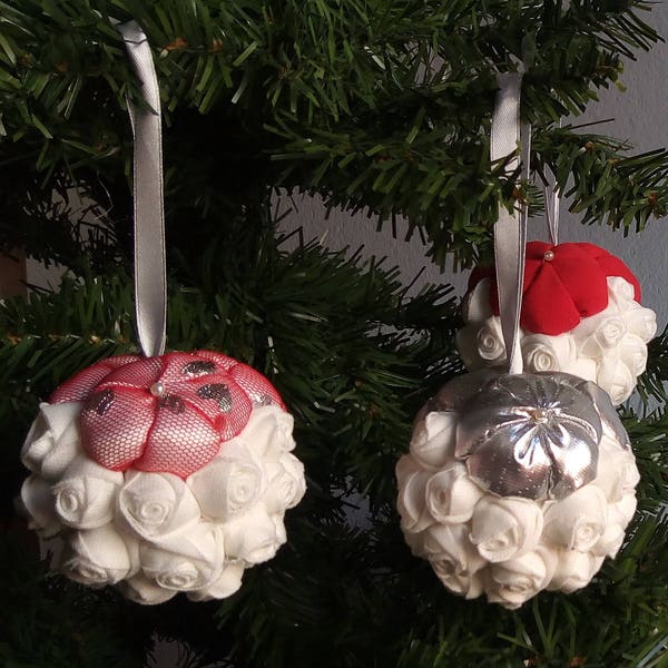 Set of 3 Christmas baubles Tree decorations Red silver Christmas hanging ornaments Christmas balls